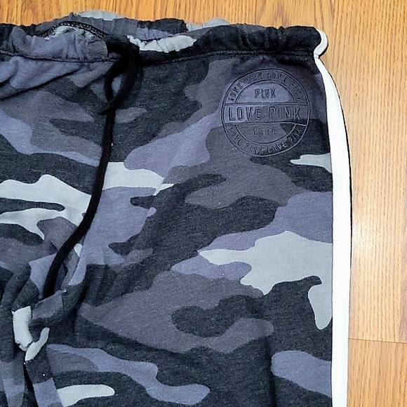 ❌❌❌SOLD❌❌❌Victoria's Secret PINK Sweatpants/ Small - Picture 2 of 9